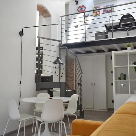 Welc-om Via Ognissanti Apartment *